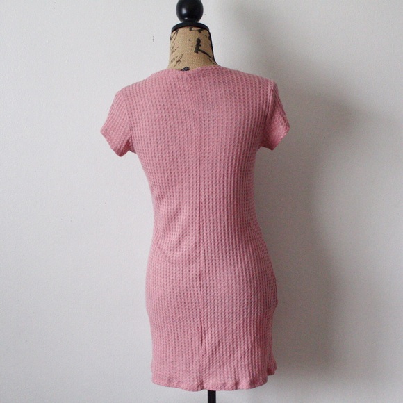 Forever 21 Large Pink Mauve Short Sleeve Waffle Knit Midi Dress - Picture 3 of 6